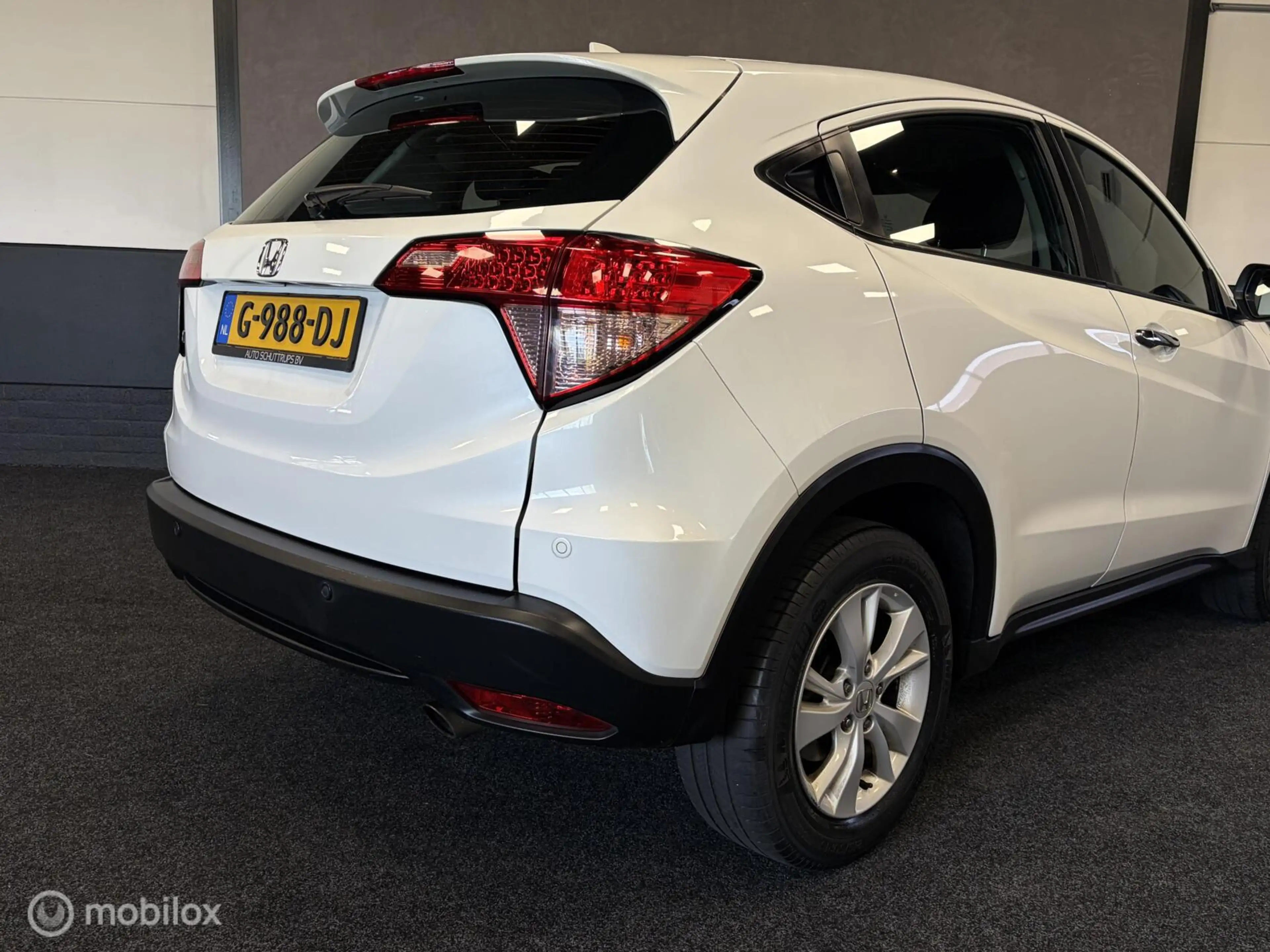 Honda HR-V 1.5 i-VTEC Elegance STOELVERW. / AUTOMAAT / CRUISE — photo 4