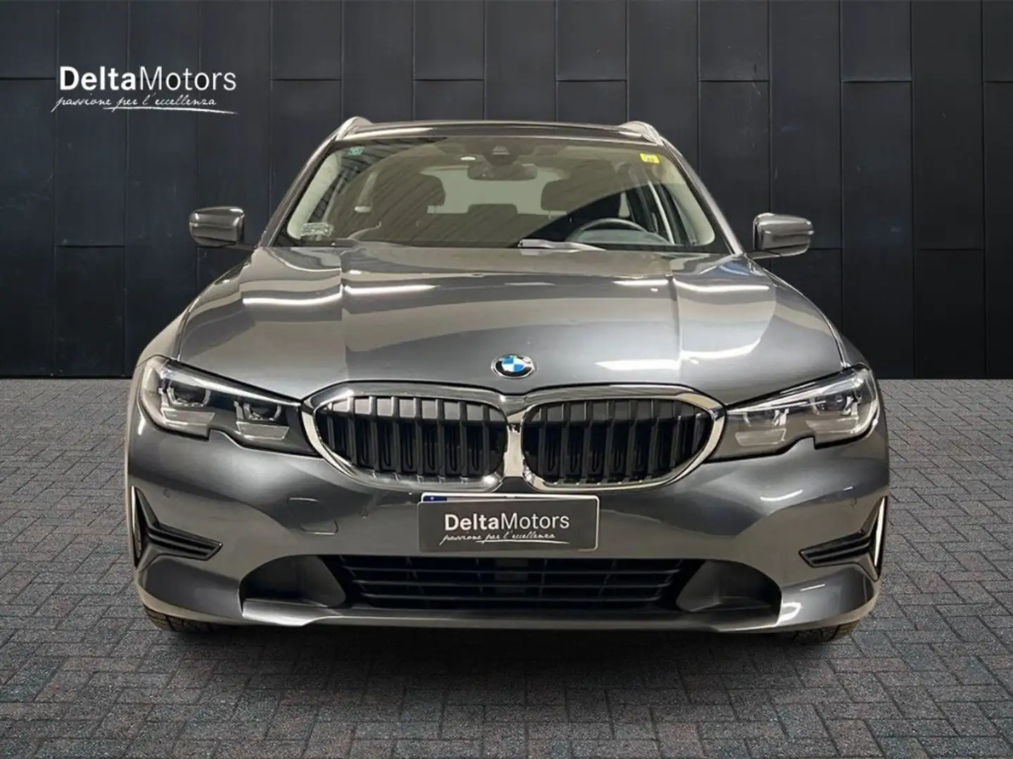 BMW 318 d Business Advantage auto Grigio - 2