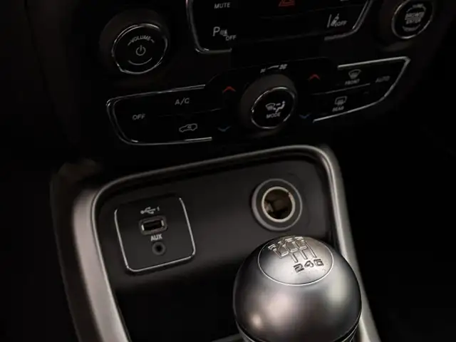 Jeep Compass view 11