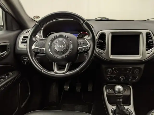 Jeep Compass view 6