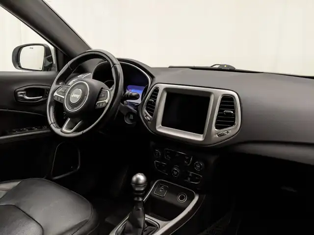 Jeep Compass view 5