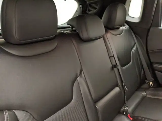 Jeep Compass view 7
