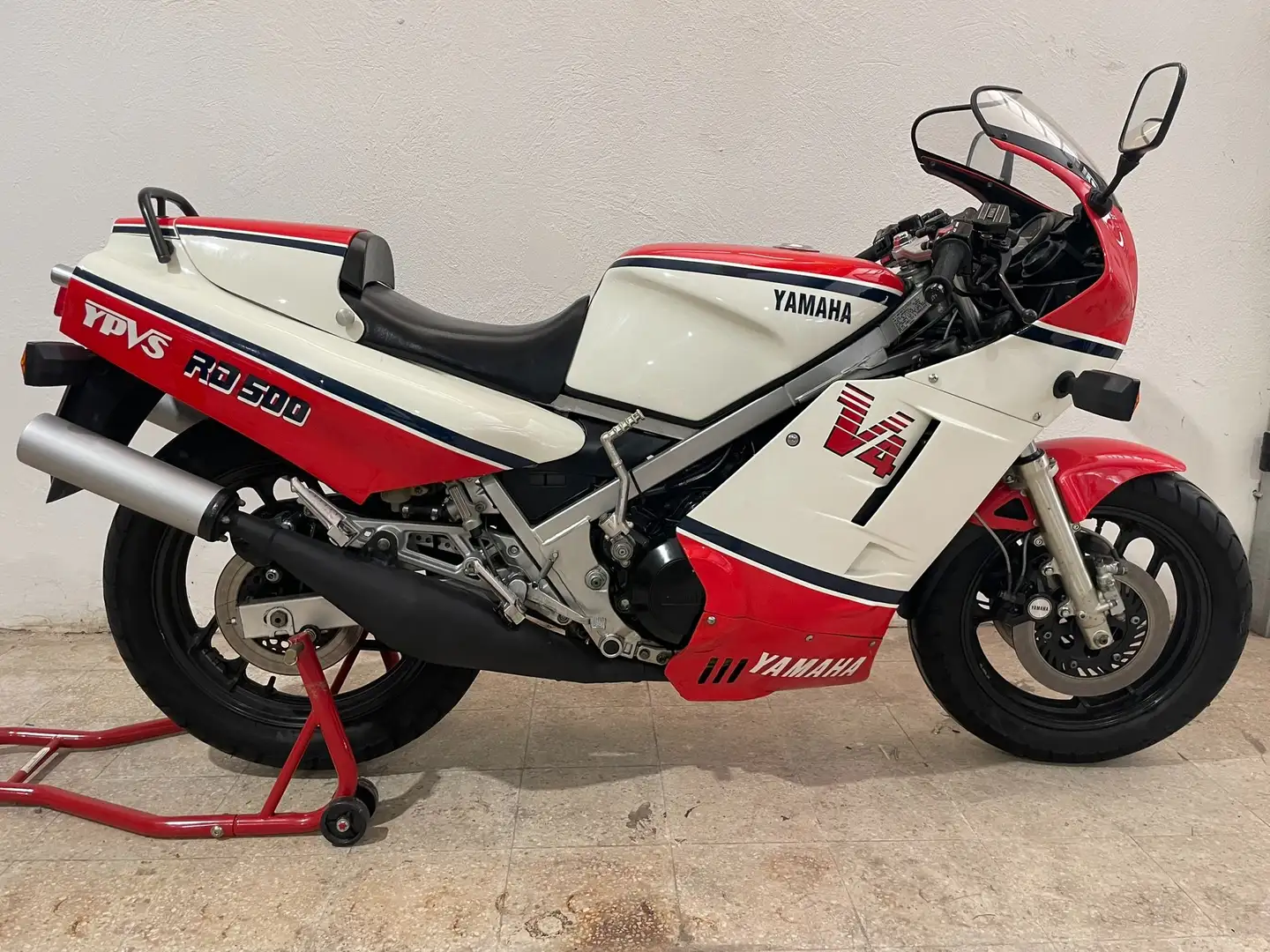 Yamaha RD 500 Rojo - 1