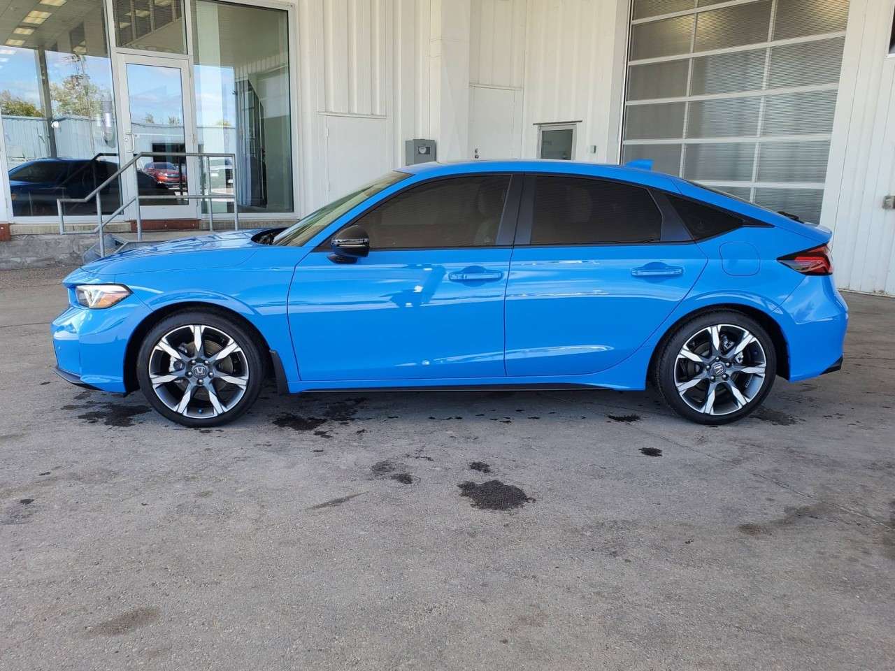 2026 Honda Civic Sport Touring eCVT — photo 2