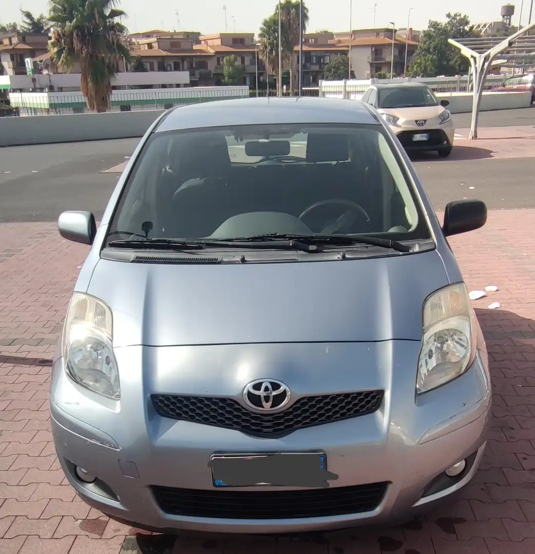 Toyota Yaris Yaris II 2005 5p 1.0 Sol my10 Grigio - 2