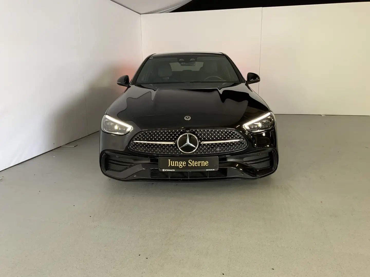Mercedes-Benz C 300 C 300 d Edition AMG Night DISTRO Pano DIGI LIGHT Schwarz - 2