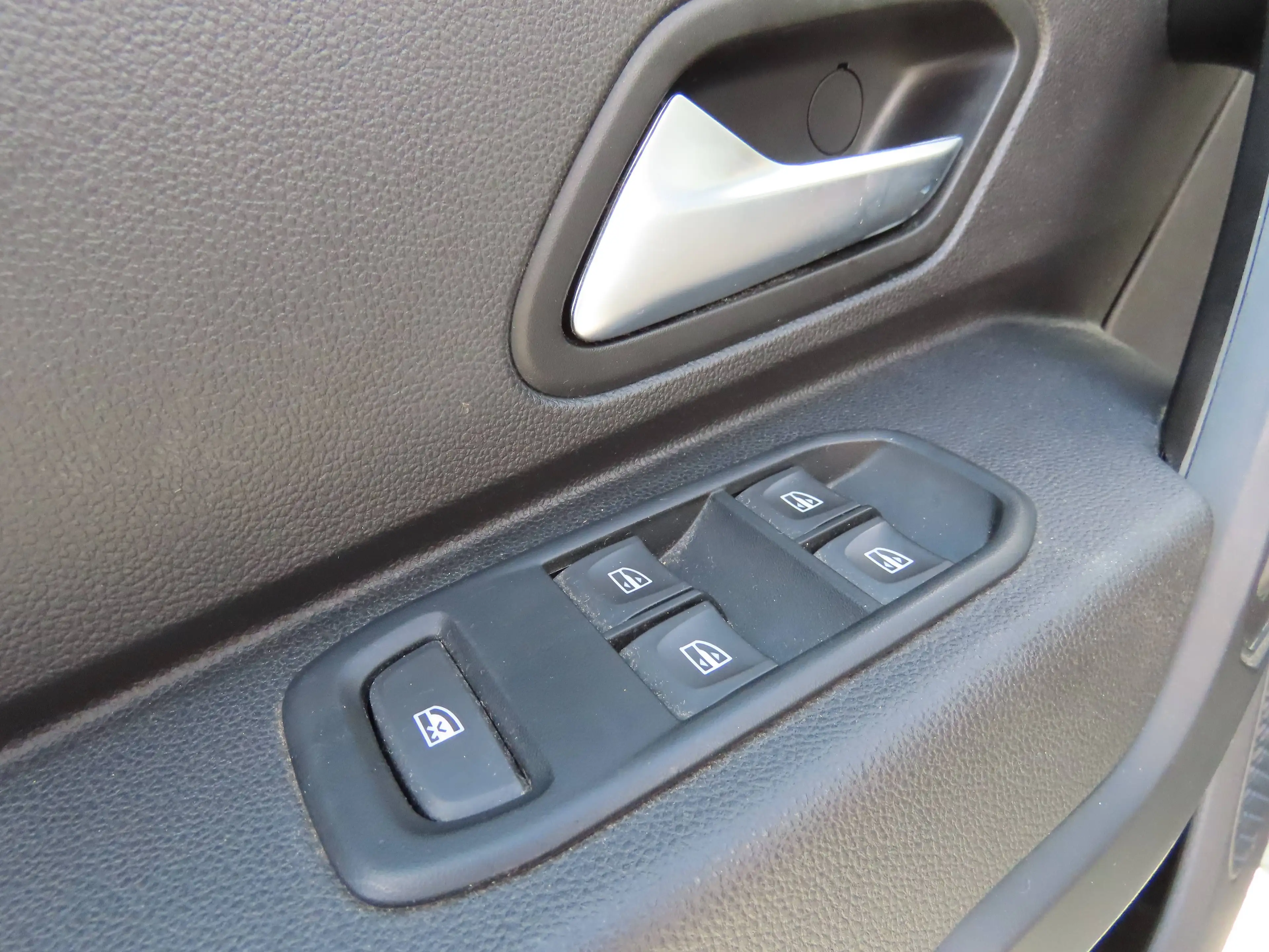 Dacia Duster Duster 1.5 Blue dCi Comfort (EU6d) — photo 15