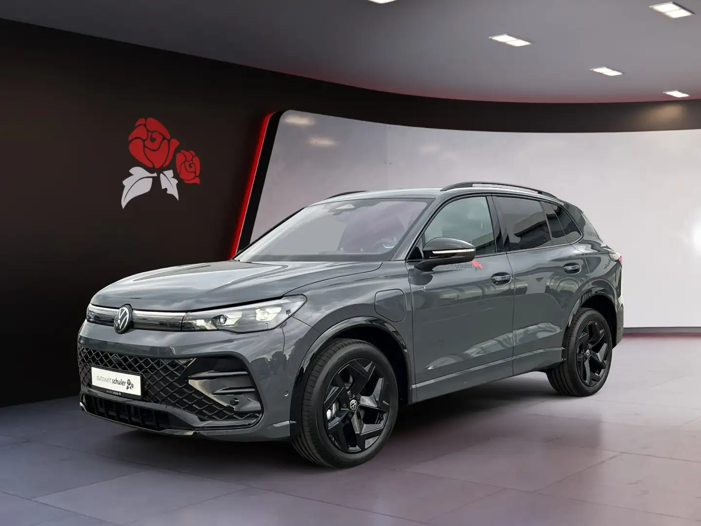 Volkswagen Tiguan R-Line 1,5l 272 PS eHybrid 6-Gang DSG Grau - 2