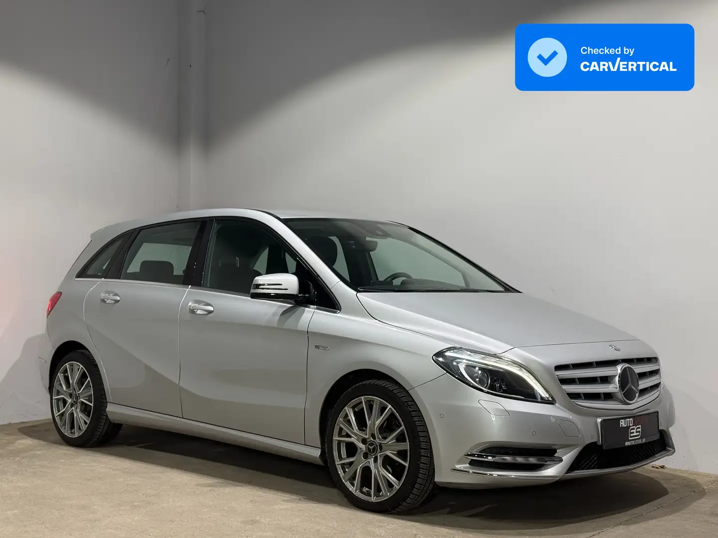 Mercedes-Benz B 200 CDI BI Xenon Navi RFK 7Gang Silber - 1