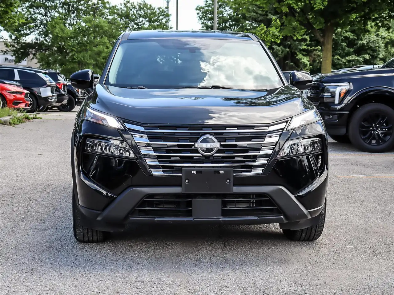 Nissan Rogue снимка Nissan Rogue