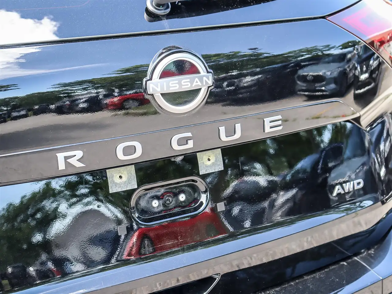 Nissan Rogue снимка Nissan Rogue