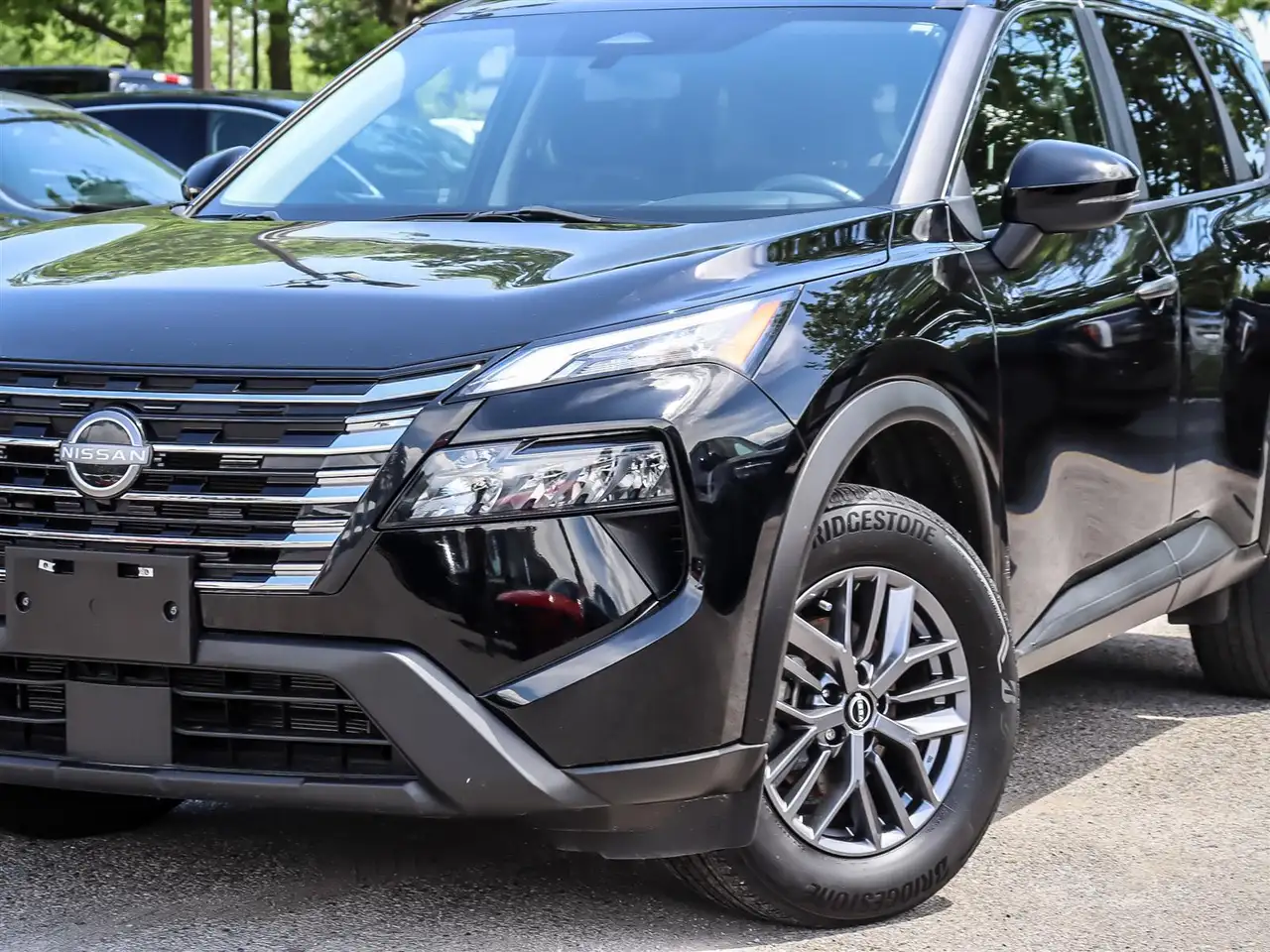 Nissan Rogue снимка Nissan Rogue