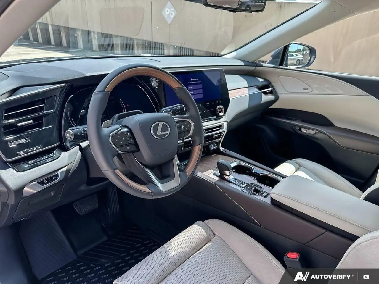Lexus RX снимка Lexus RX