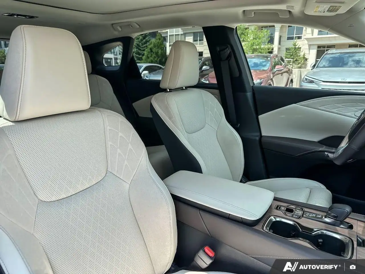 Lexus RX снимка Lexus RX