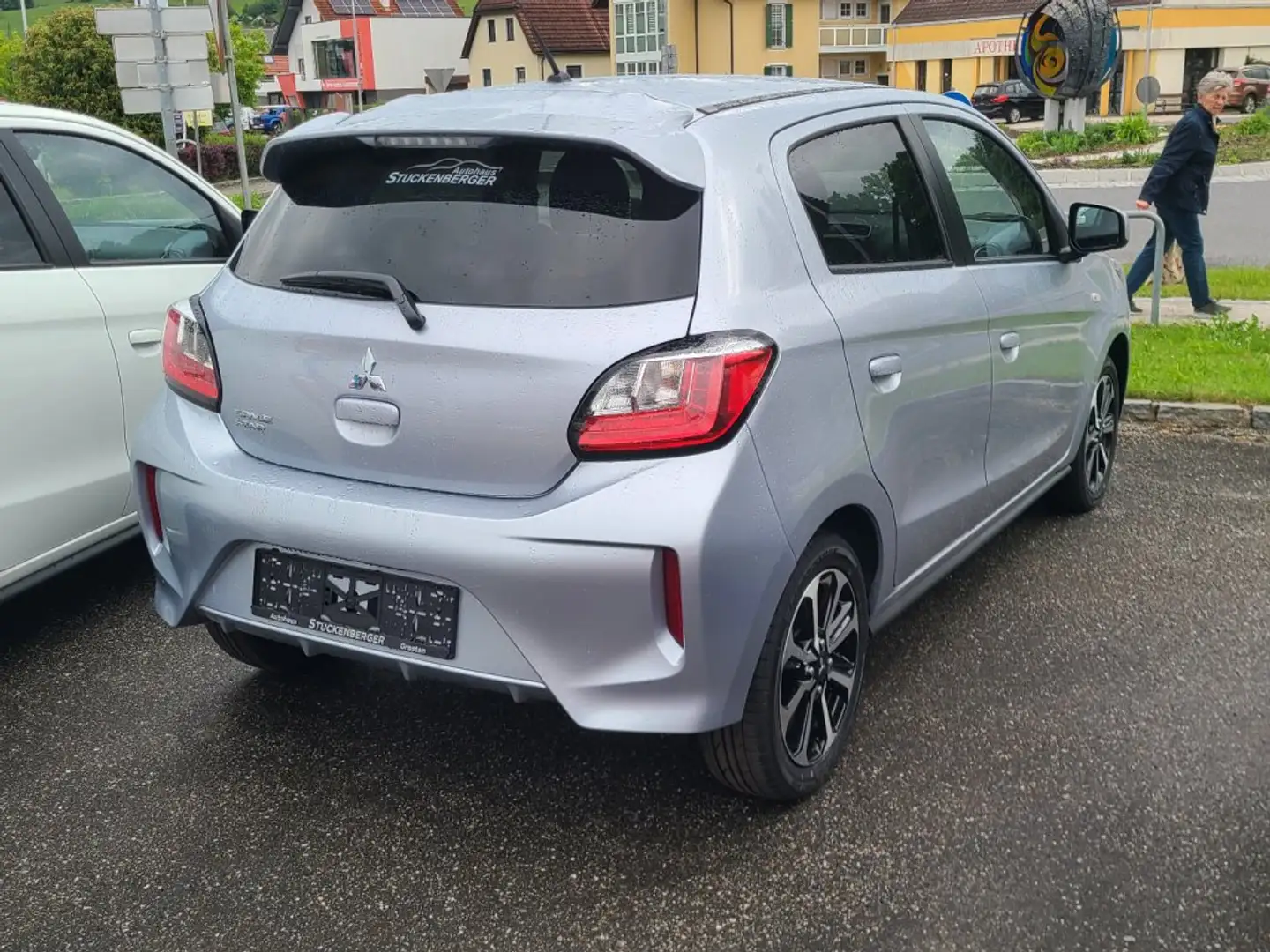 Mitsubishi Space Star 1,2 Invite AS&G SDA 24 Silber - 2