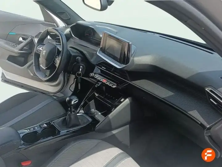 Peugeot 2008 2022, foto 18