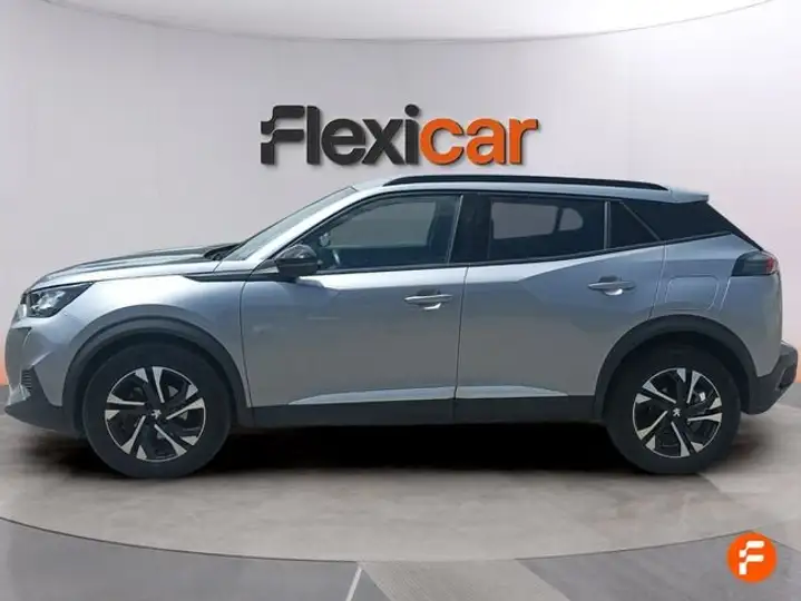 Peugeot 2008 2022, foto 2