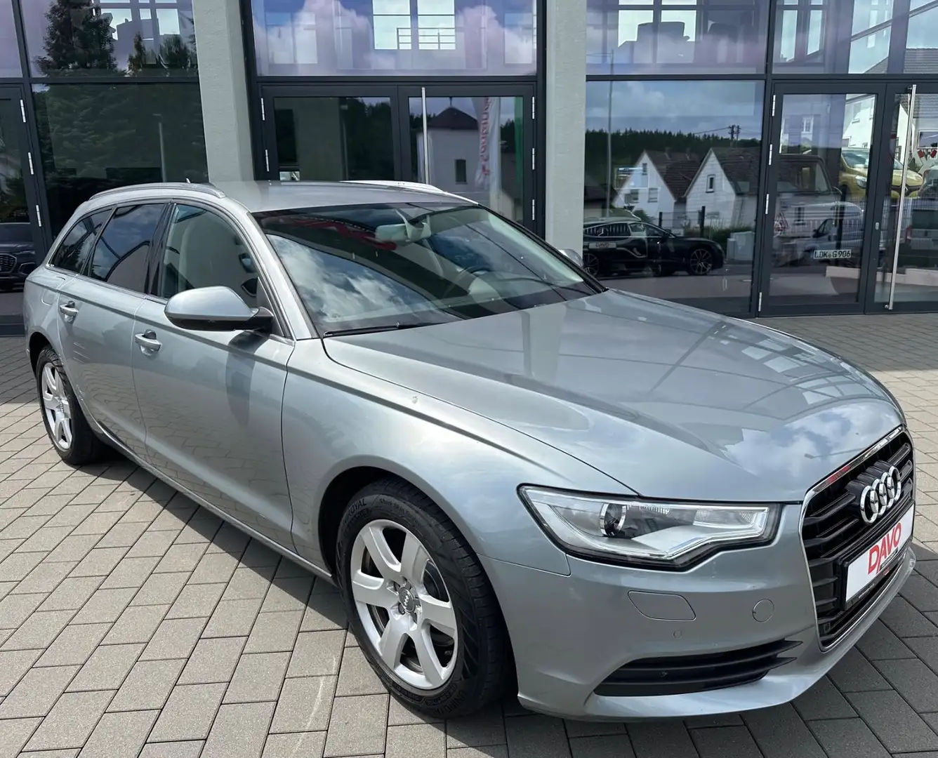 Audi A6 Avant 3.0 TDI quattro/MMI Grijs - 1