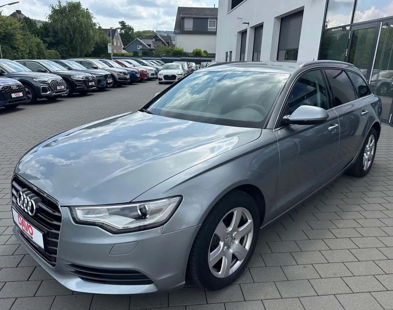 Audi A6 Avant 3.0 TDI quattro/MMI Grijs - 2