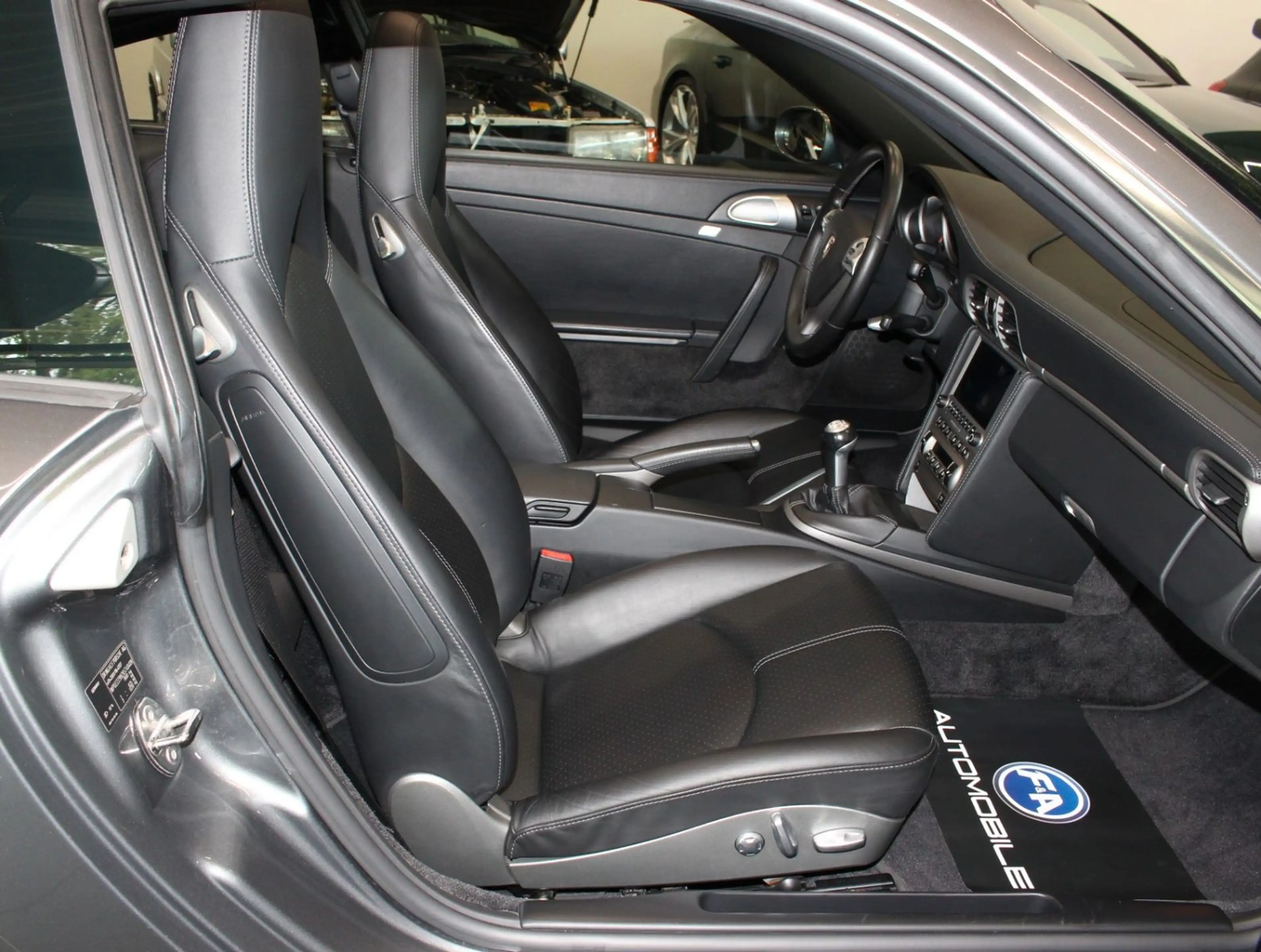 Porsche 997 Carrera Targa 4*Bi-Xenon*Navi*Schalter. — photo 9