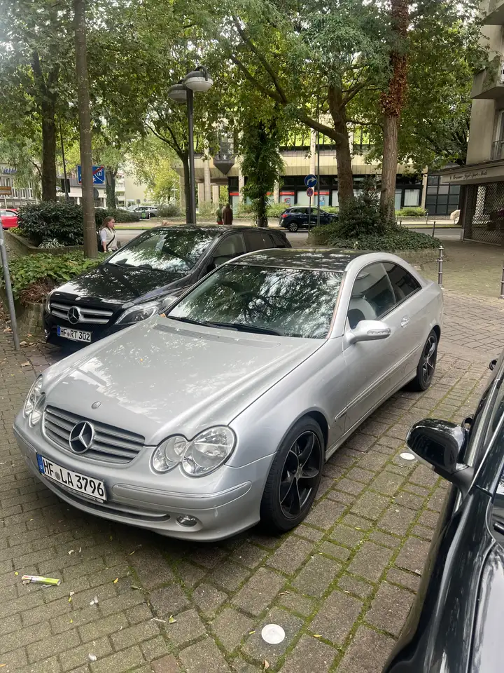Mercedes-Benz CLK 270