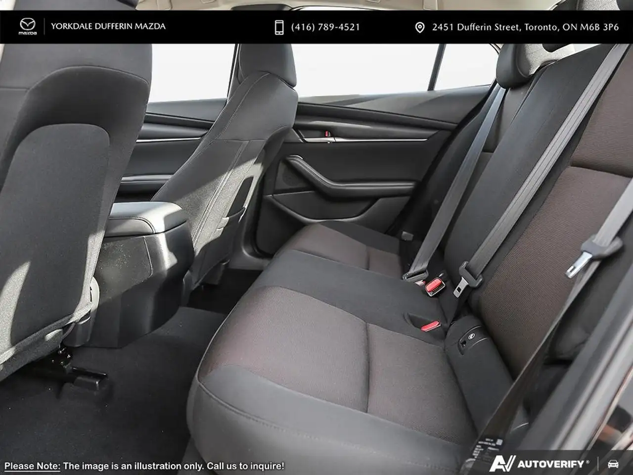 Mazda 3 снимка Mazda 3
