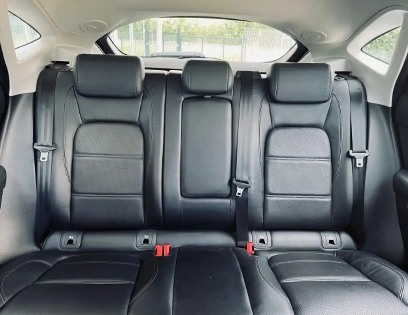 Jaguar E-Pace 2.0d i4 S AWD 150cv auto My19 Flash Promo!!! Noir - 2