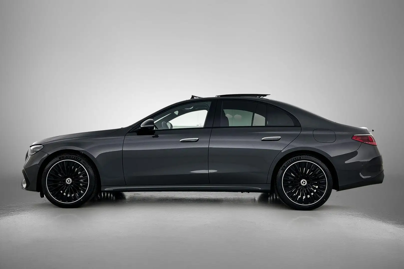 Mercedes-Benz E 300 E 300e Limousine Automaat Sport Edition | Premium Gri - 2