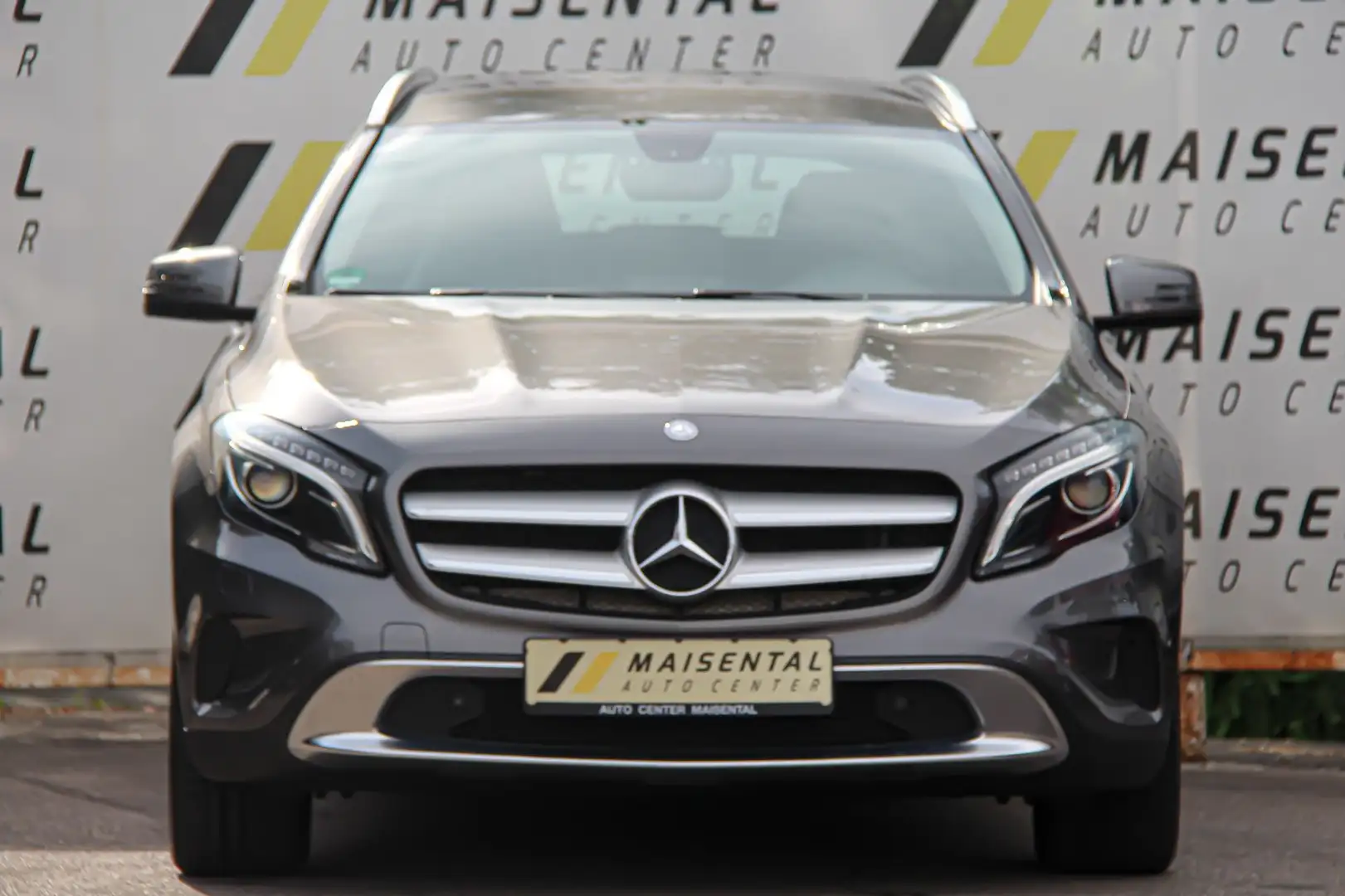 Mercedes-Benz GLA 200 Automatik|EU6|Navi|DCT|Tempomat|SHZ|MFL Gris - 2
