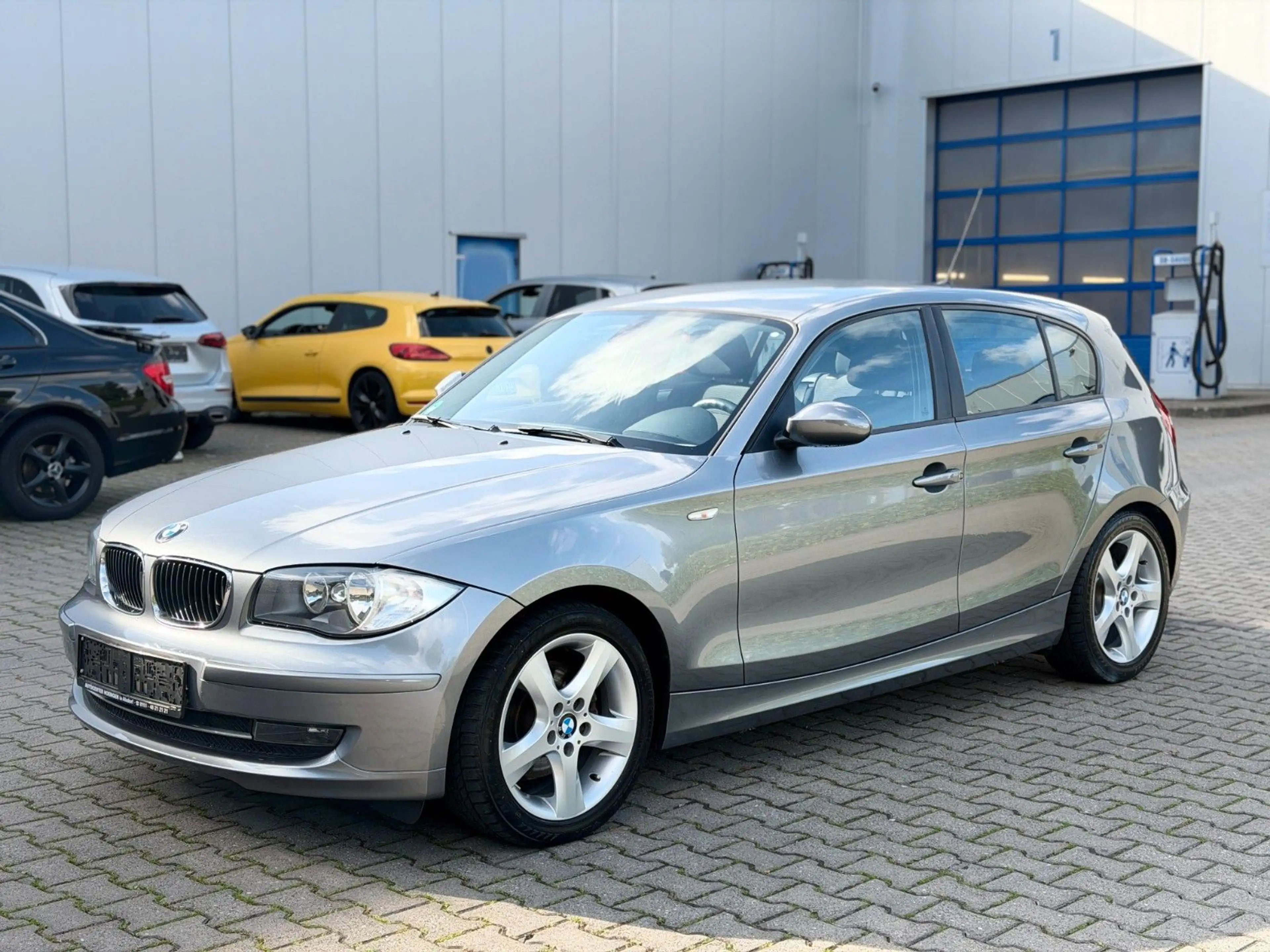 BMW 120 i Limousine*Advantage*PDC*Klimaauto*Tempomat — photo 6