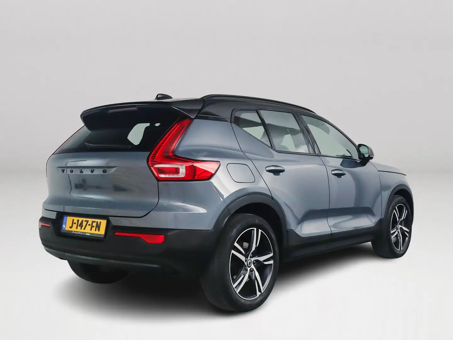 Volvo XC40 T5 Recharge R-Design | Parkeercamera | Harman Kard Gris - 2