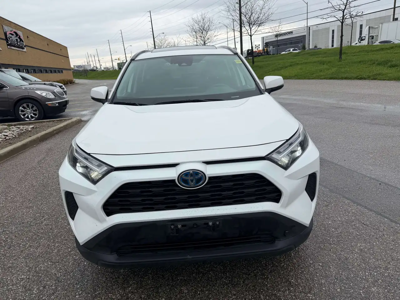 Toyota RAV 4 снимка Toyota RAV 4