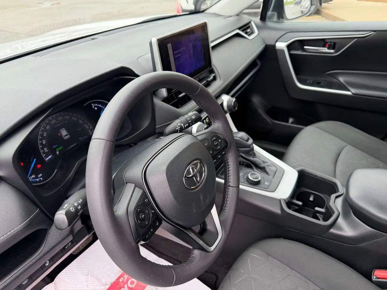 Toyota RAV 4 снимка Toyota RAV 4