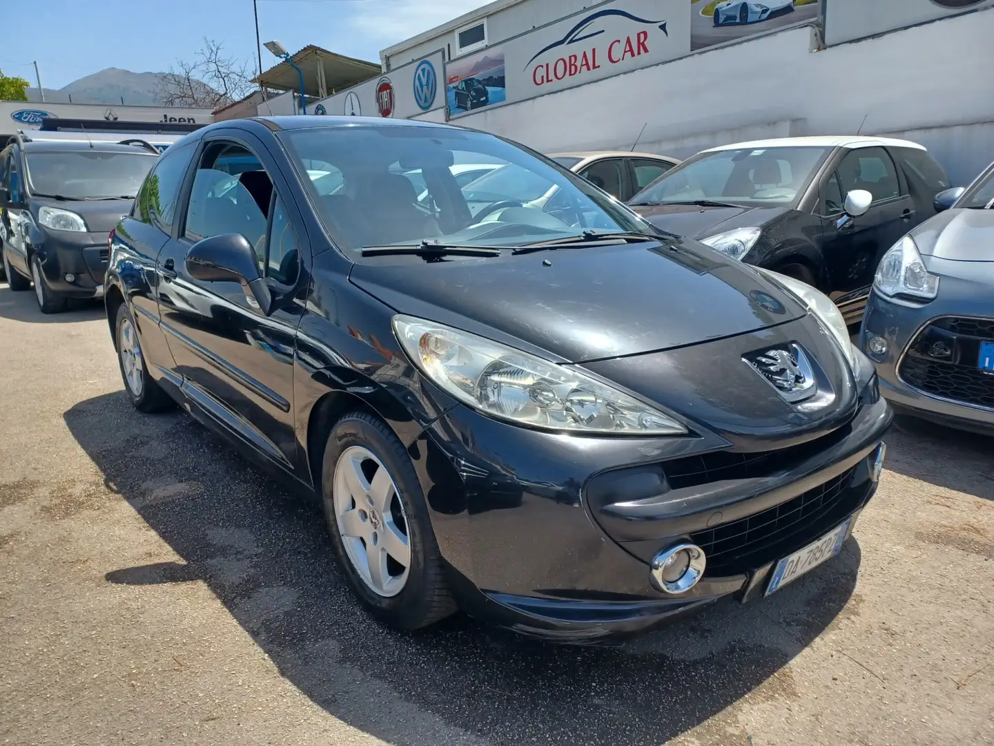 Peugeot 207 1.4 88CV 3p. ONE Line Nero - 2