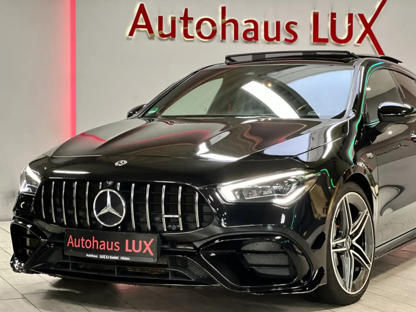 Mercedes-Benz CLA 45 AMG AERO PANO HEAD-UP BURMESTER AMBIENTE Černá - 2