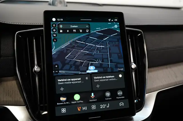 Volvo XC90 view 19