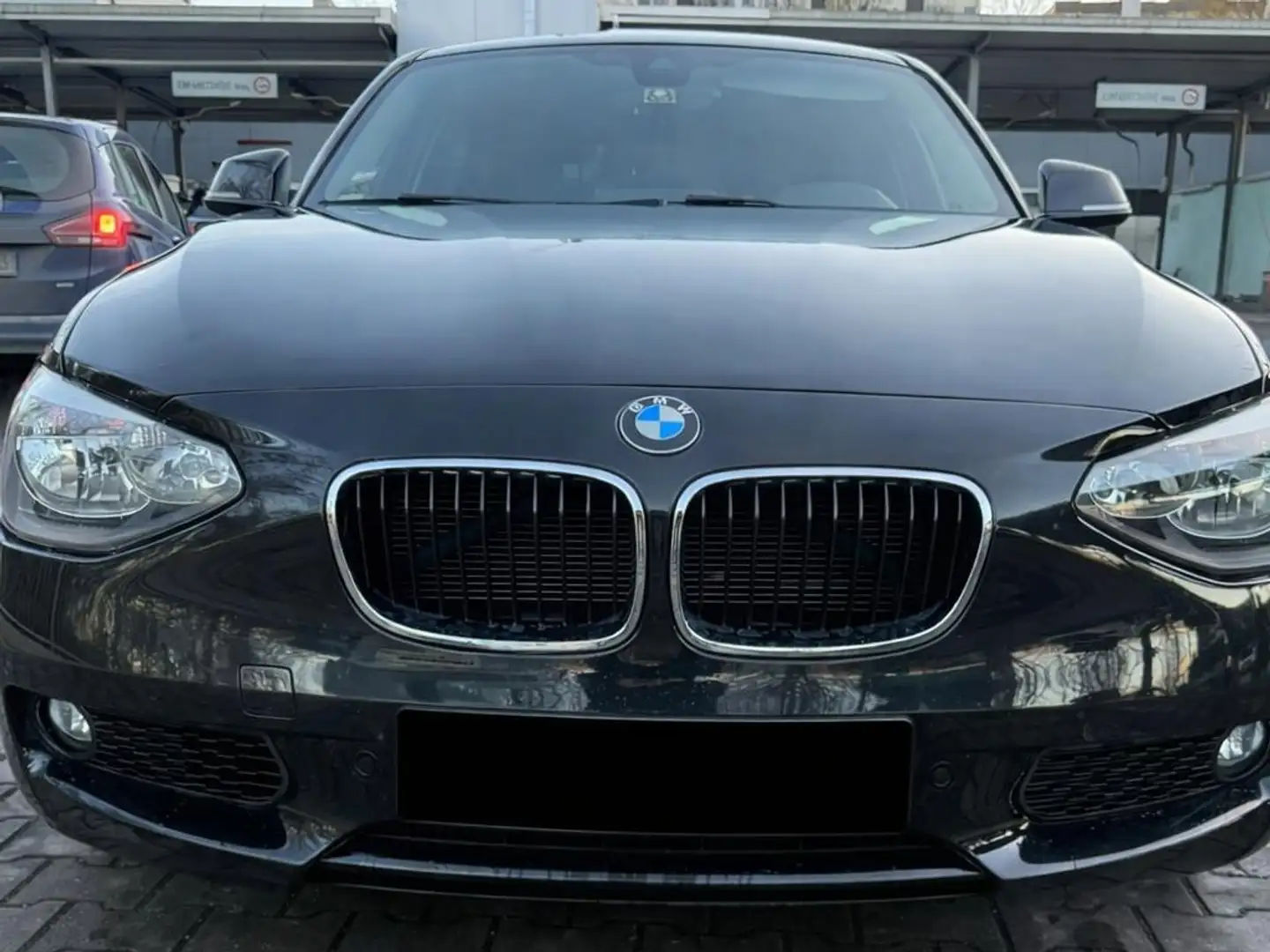 BMW 120 1er Diesel (5-Türer) 120d Schwarz - 1
