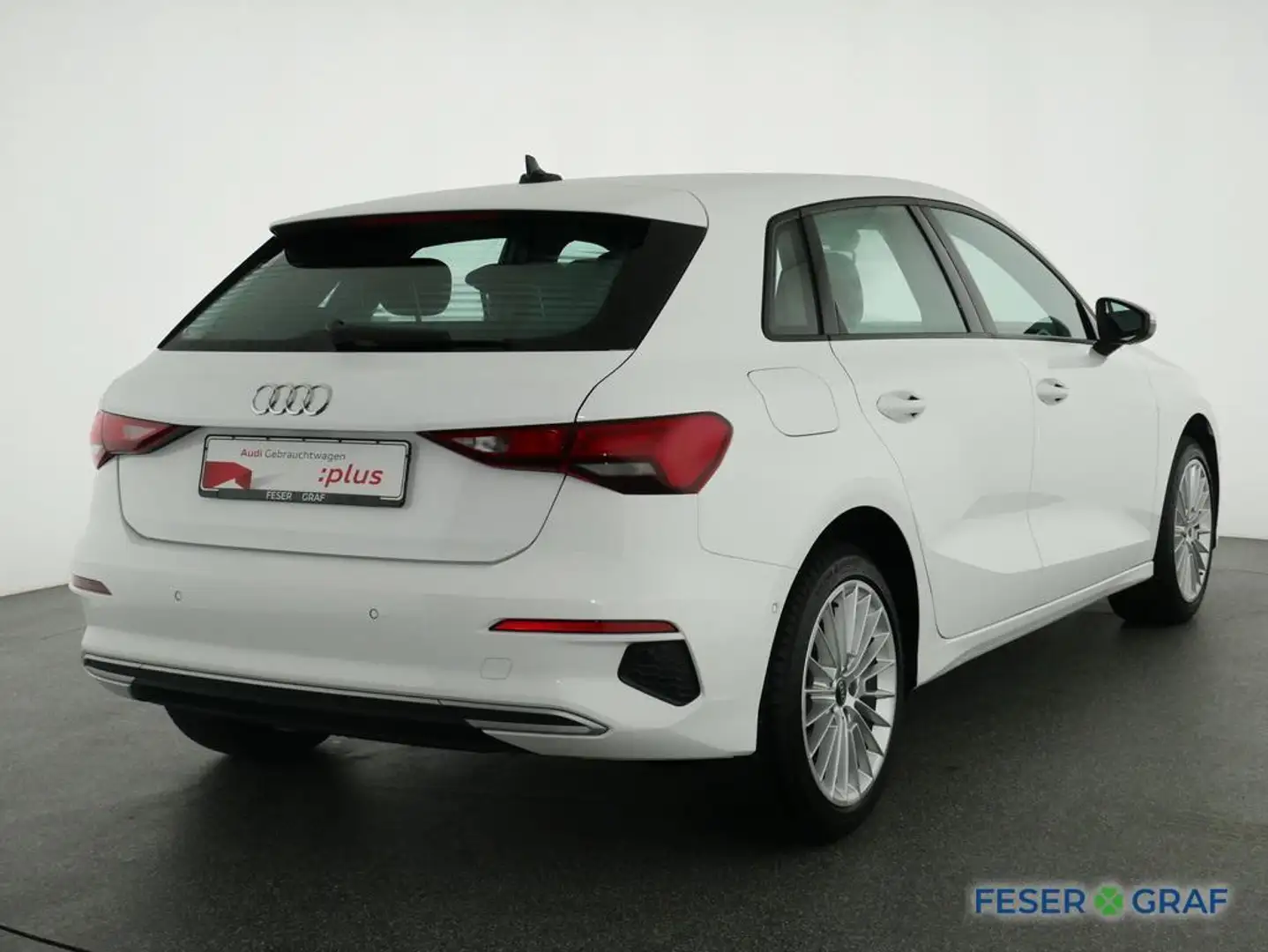 Audi A3 40 TFSI e adv Navi,PDC,Sitzhzg,GRA Weiß - 2