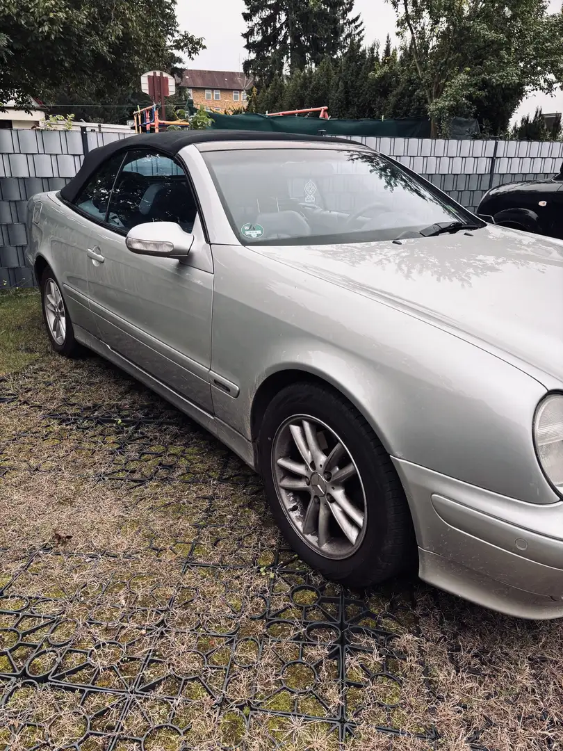 Mercedes-Benz CLK 230 Cabrio Kompressor Avantgarde - 2