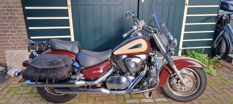 Suzuki Intruder C - foto 5
