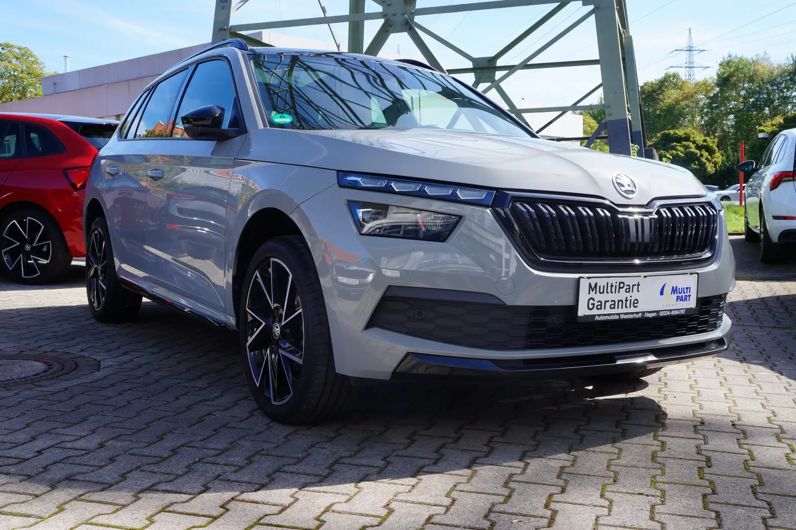 Skoda Kamiq Kamiq Monte Carlo*KAMERA*PDC*PANO*LED* Grau - 1