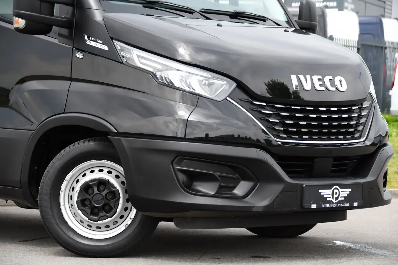 Iveco Daily 2021 — фото 8