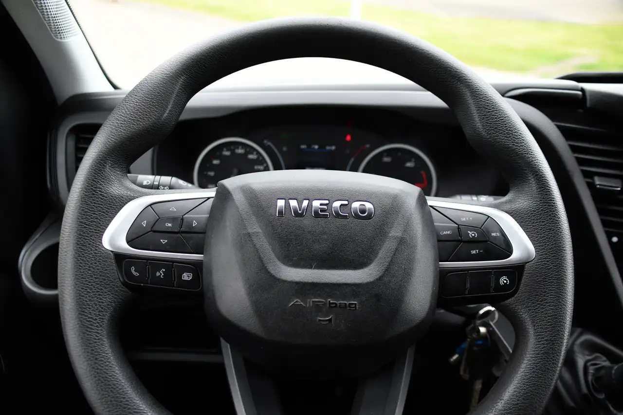 Iveco Daily 2021 — фото 14