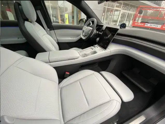 NIO EL6 Longe Range 100 kWh Ansicht 12