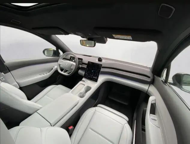 NIO EL6 Longe Range 100 kWh Ansicht 11