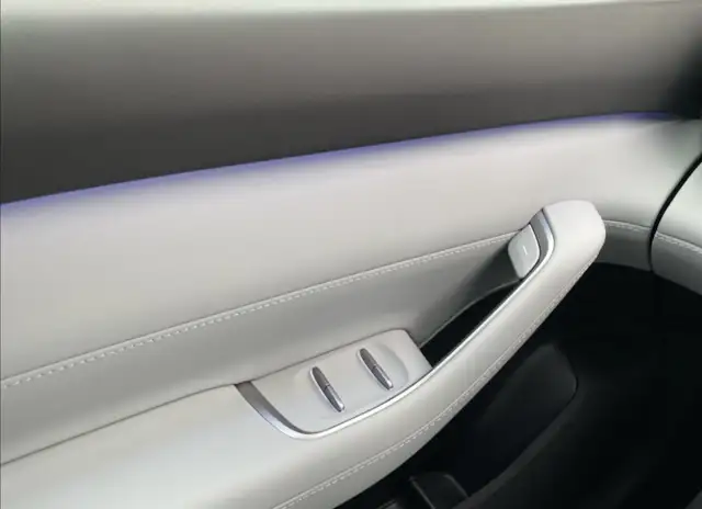 NIO EL6 Longe Range 100 kWh Ansicht 18