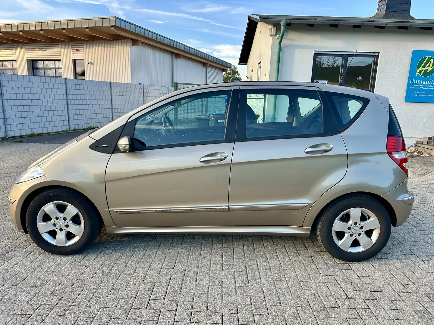 Mercedes-Benz A 150 Elegance, Automatik, Klima, PDC, AHK. - 2