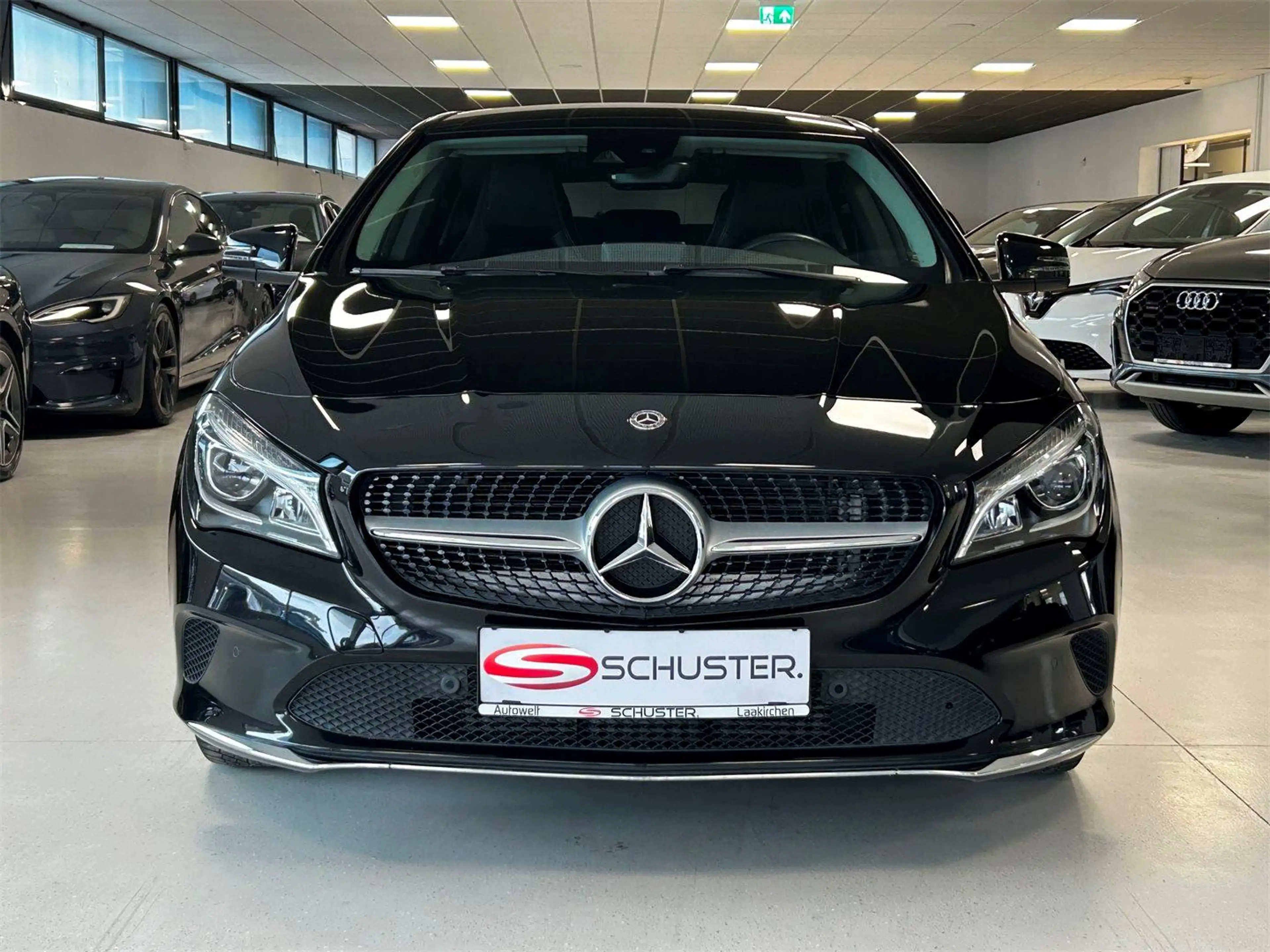 Mercedes-Benz CLA 220 d Shooting Brake 4MATIC Aut. — photo 2