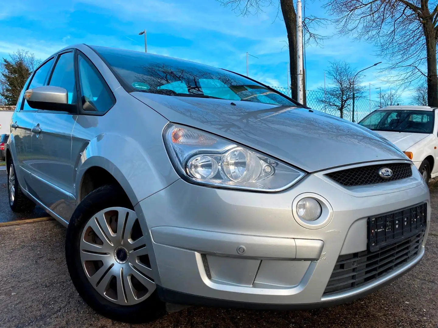 Ford S-Max Trend Argent - 1