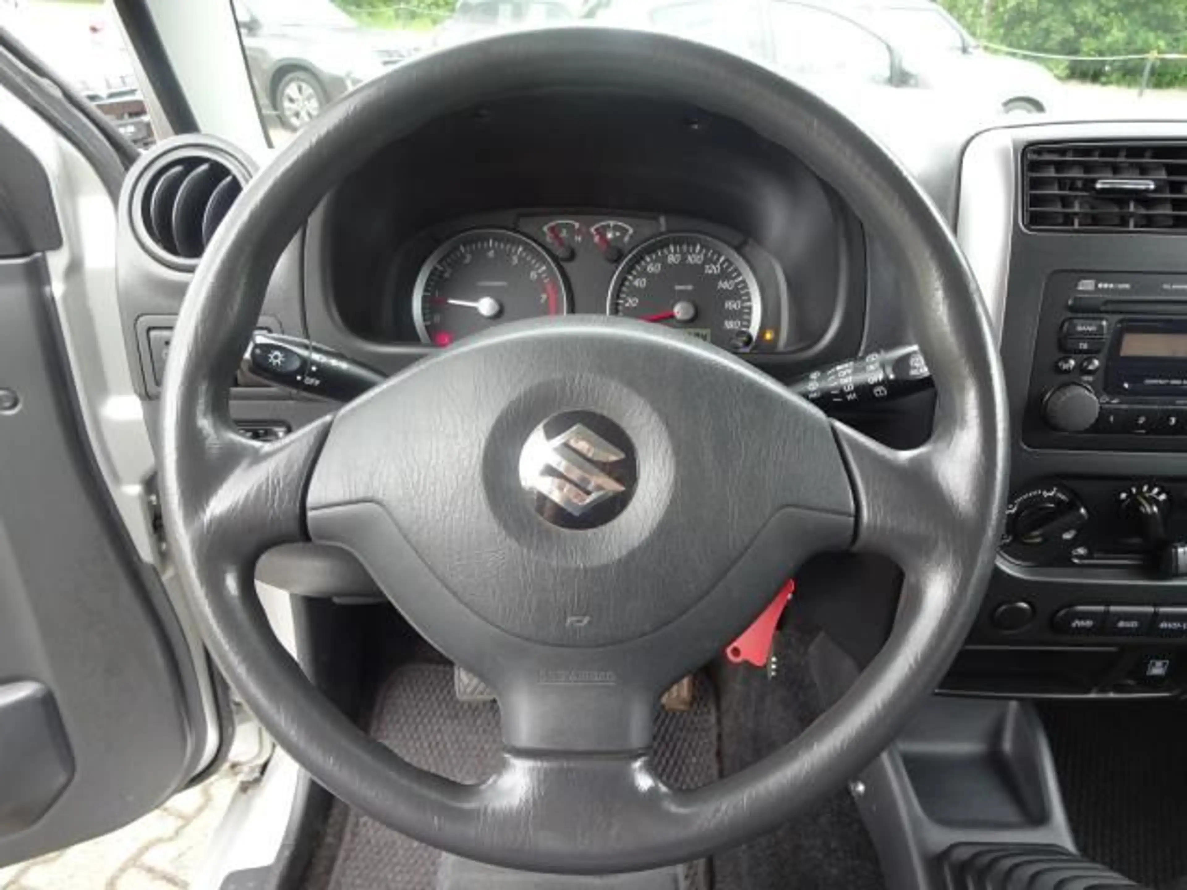 Suzuki Jimny JIMNY 1.3 M/T 4X4 COMFORT KLIMA ALLRAD AHZV CD — photo 14